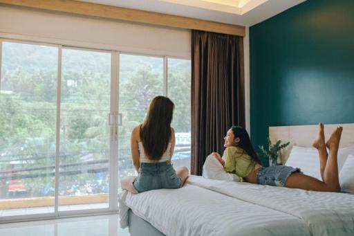 Tall Tree Kata Phuket Екстериор снимка