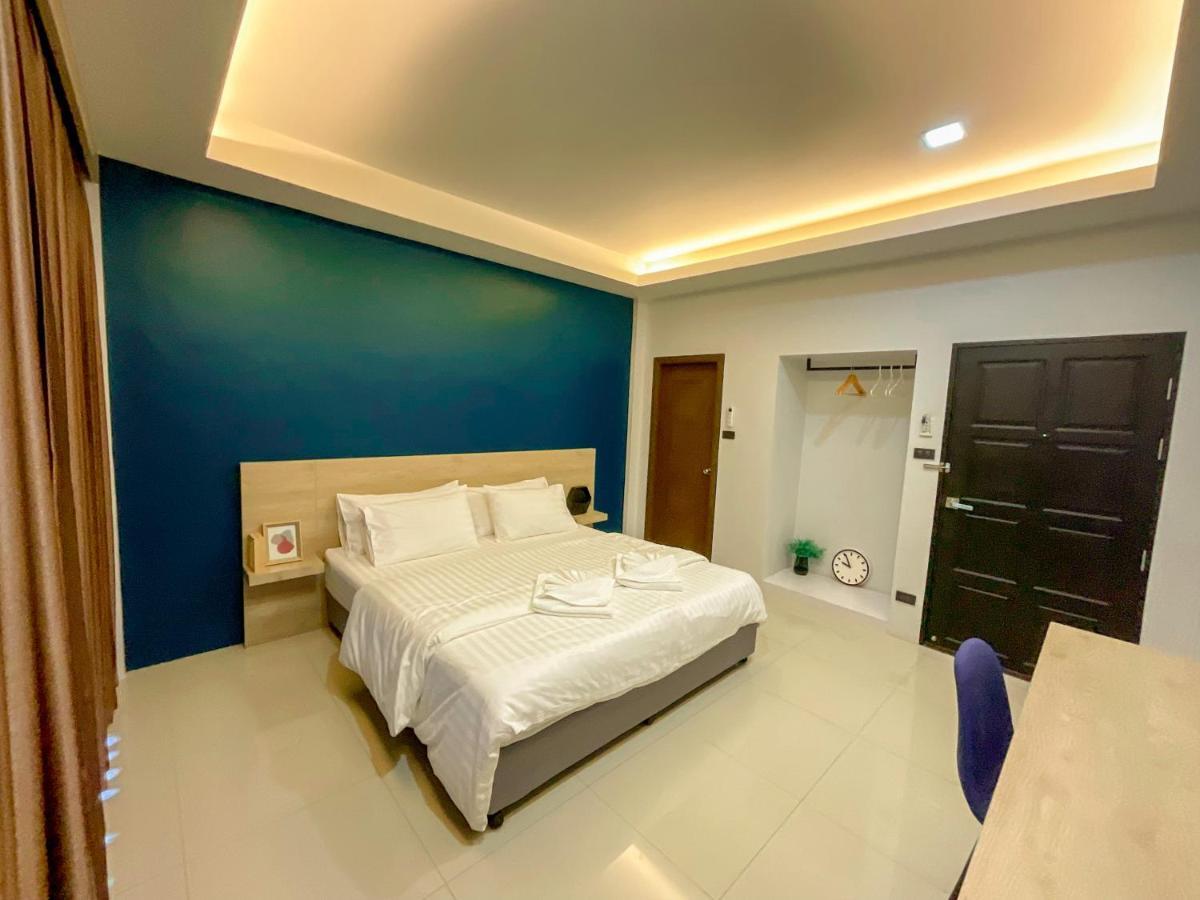 Tall Tree Kata Phuket Екстериор снимка