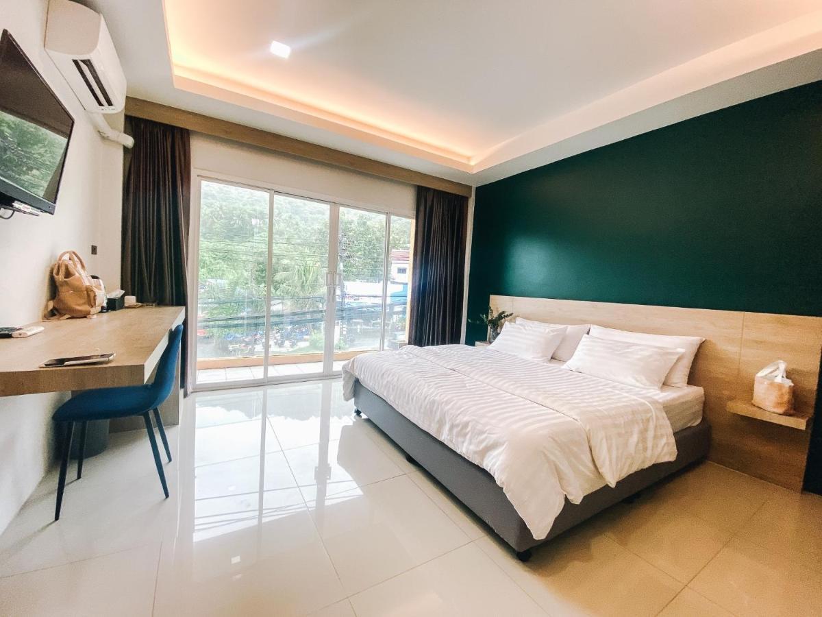 Tall Tree Kata Phuket Екстериор снимка